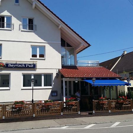 Apartments Zum Bayrisch Pub Weißenhorn Eksteriør bilde