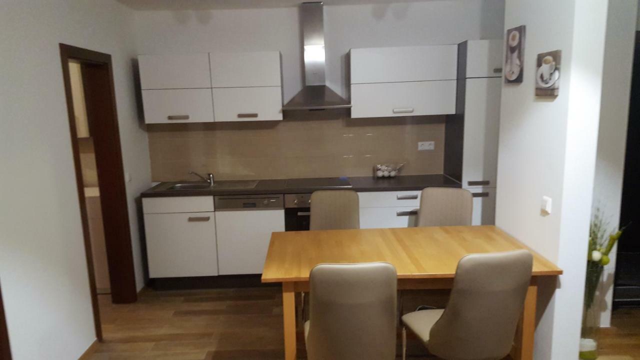 Apartments Zum Bayrisch Pub Weißenhorn Eksteriør bilde