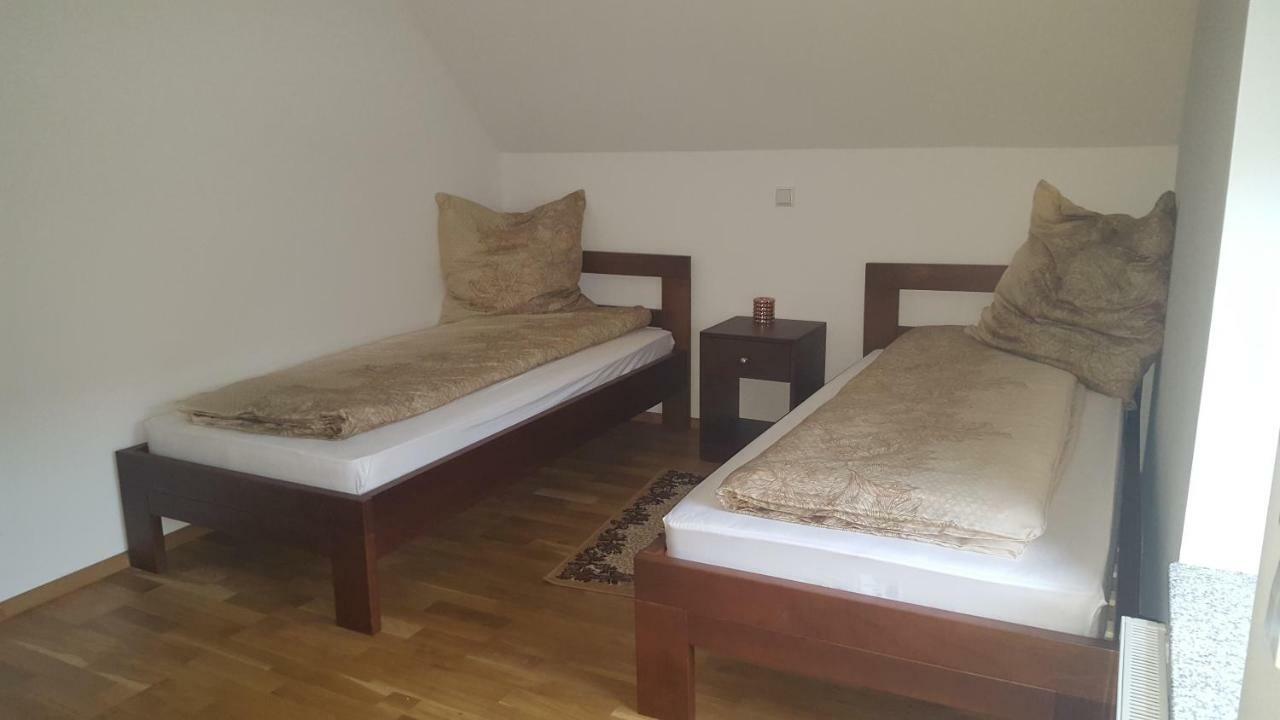Apartments Zum Bayrisch Pub Weißenhorn Eksteriør bilde