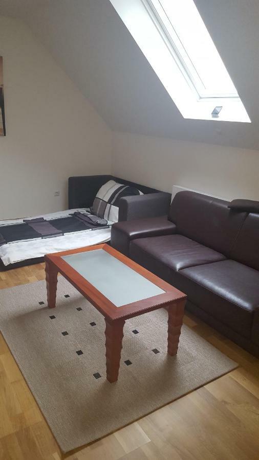 Apartments Zum Bayrisch Pub Weißenhorn Eksteriør bilde